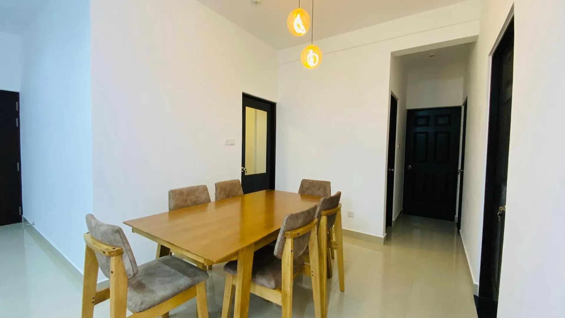 Santorini Resort 3Br Apartment Negombo Kadirana North